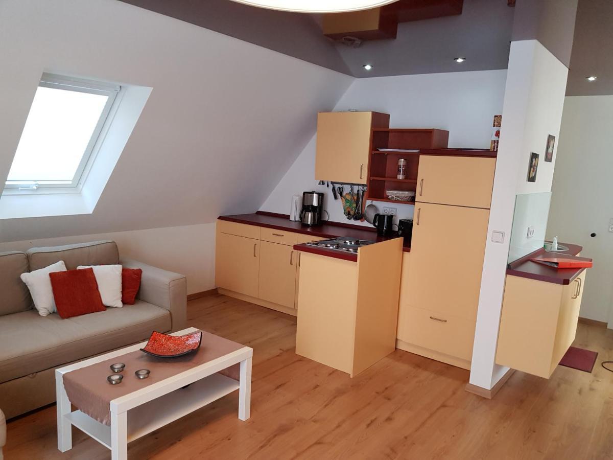 Ferienwohnung Haus am Teich - Teichblick Fehmarn Exterior foto