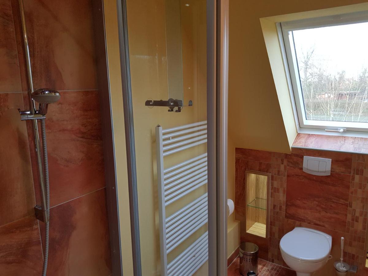 Ferienwohnung Haus am Teich - Teichblick Fehmarn Exterior foto